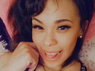 WebCAM of PrettyRedRose