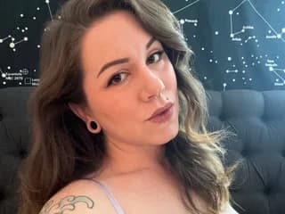 WebCAM of ReneaGirlNextDoor