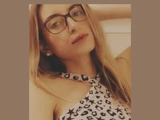 Sweet_melina WebCAM 
