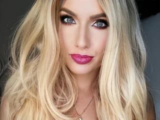 Tankerbell822 WebCAM 